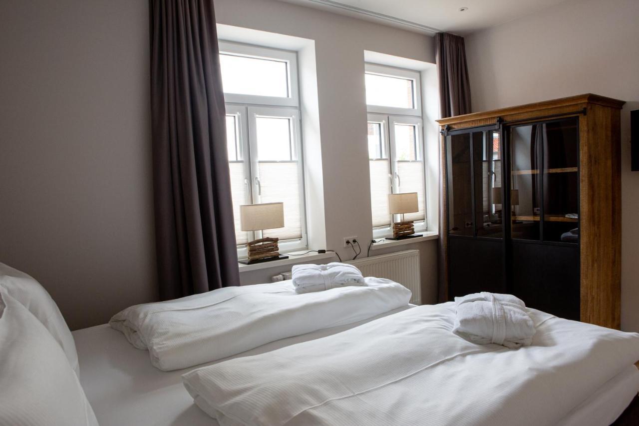 Romantik Hotel Aquarium Friedrichstadt Exterior photo