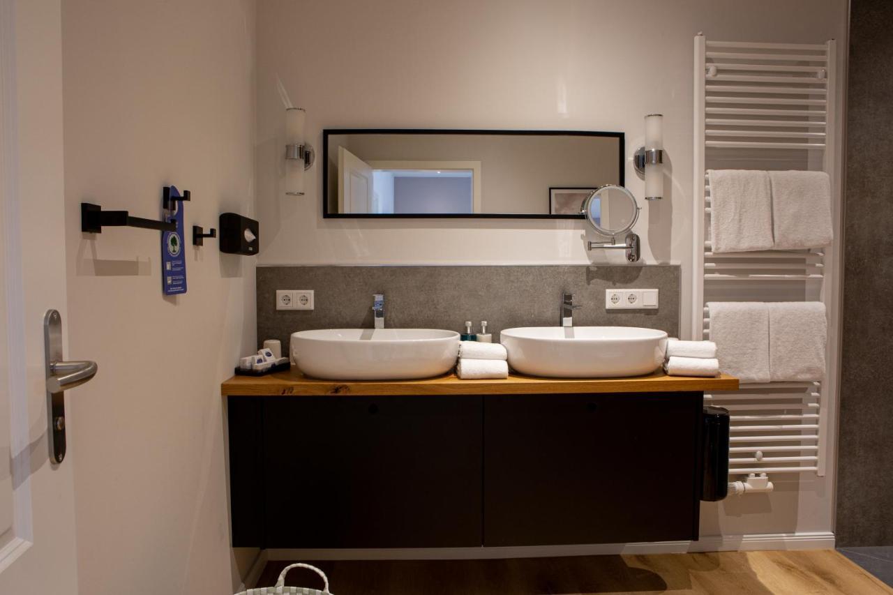Romantik Hotel Aquarium Friedrichstadt Exterior photo