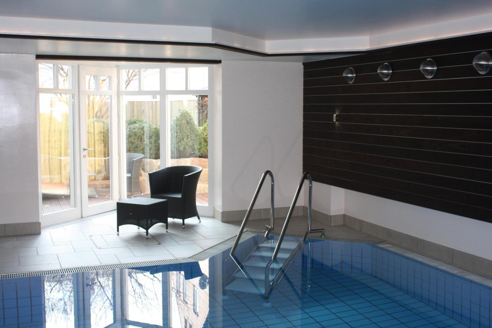 Romantik Hotel Aquarium Friedrichstadt Exterior photo